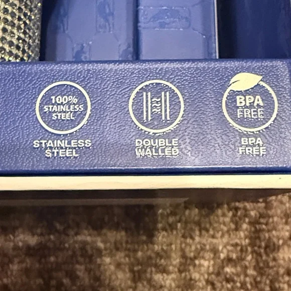 Chicago Bulls Rhinestone Tumbler 40oz Limited Edition - Picture 2 of 8